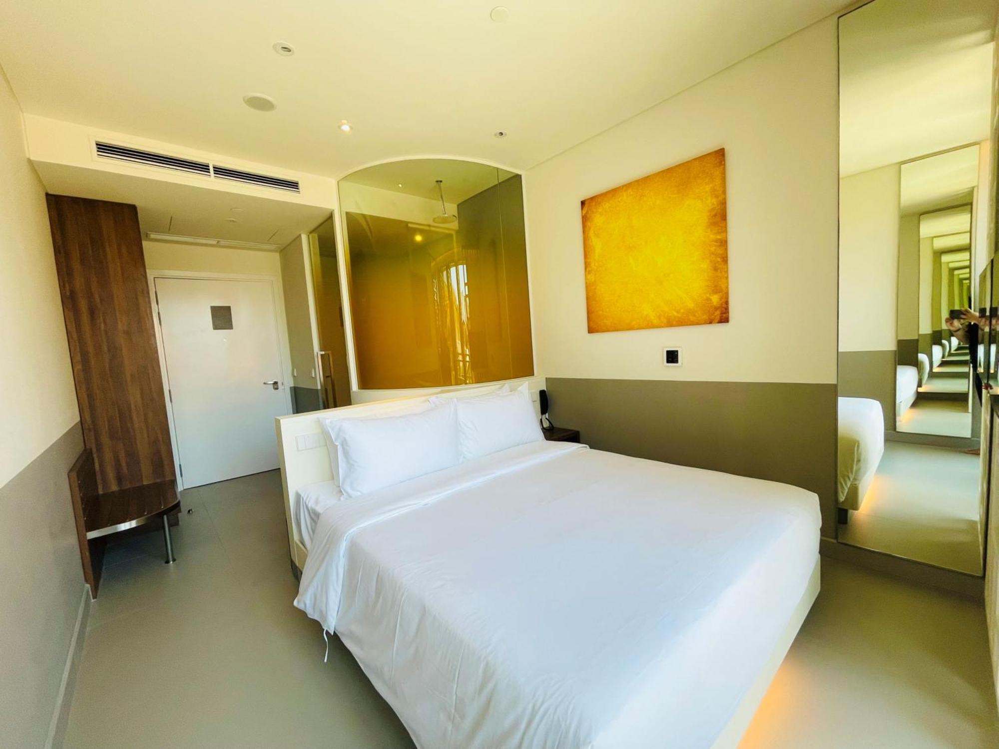 Wink Hotel Can Tho Ninh Kieu Wharf - 24Hrs Stay & Rooftop Pool Bar מראה חיצוני תמונה